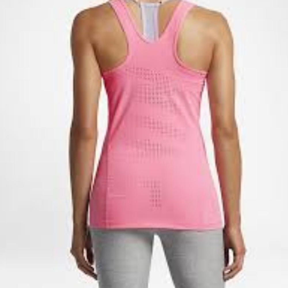 Nike Pro Hypercool Tanks